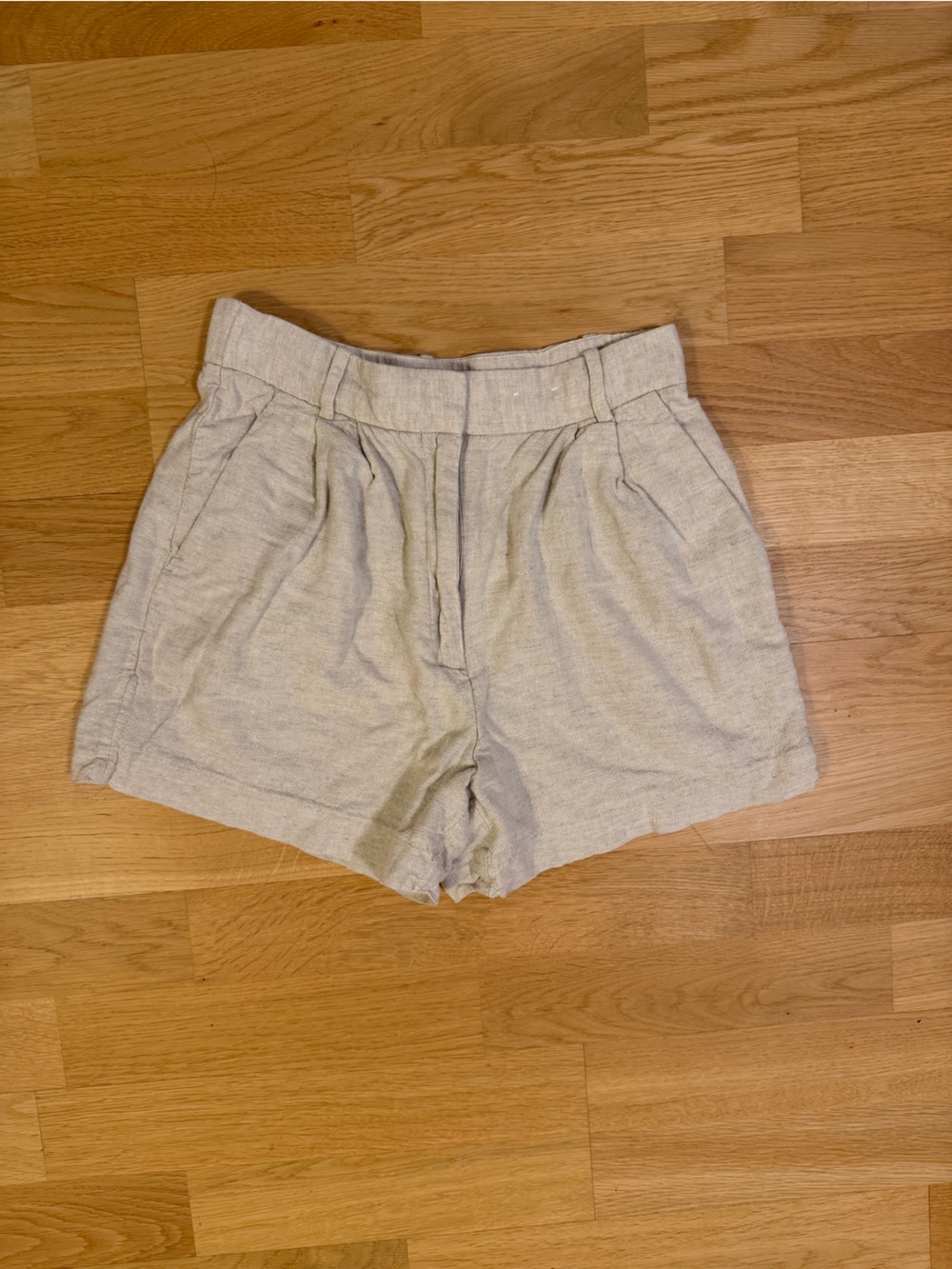 Abercrombie & Fitch Linen Shorts - Oatmeal